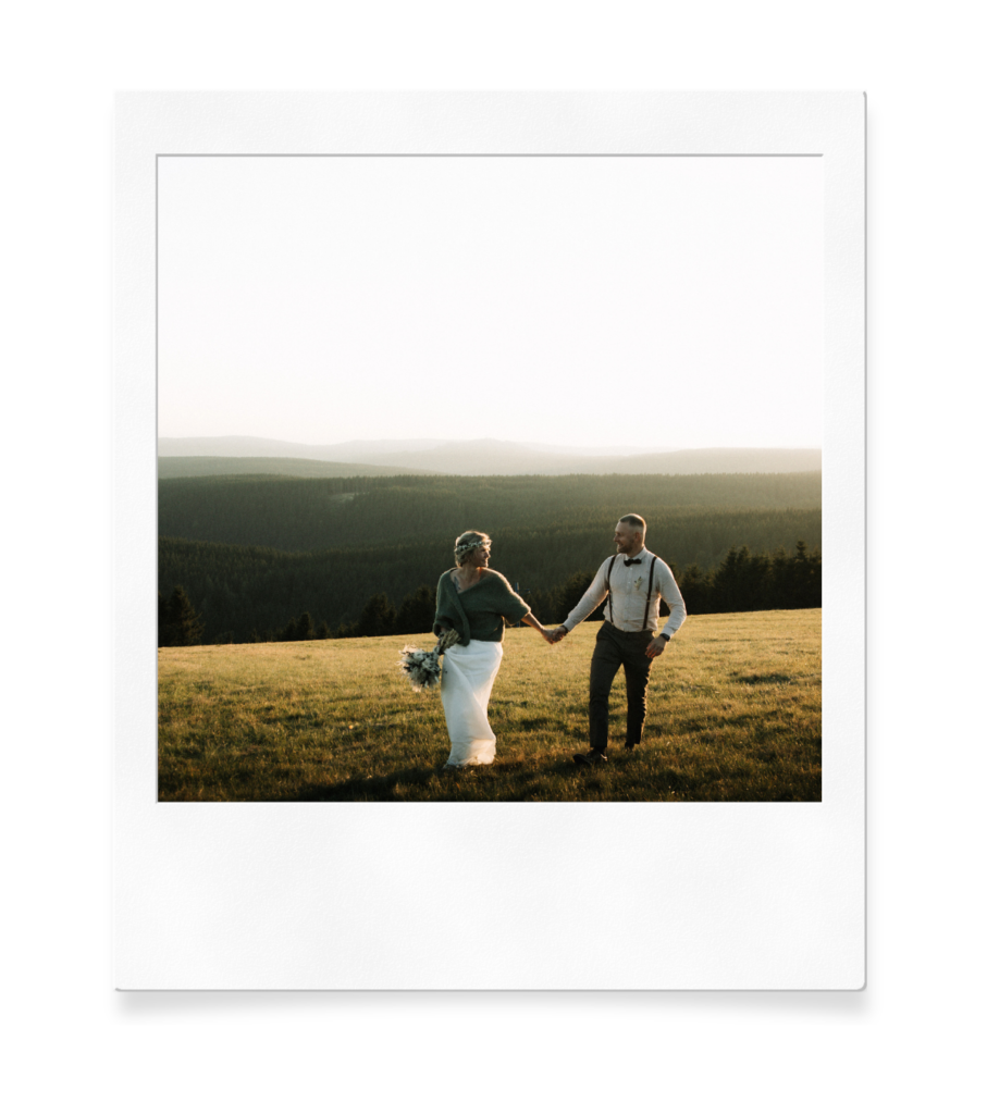 authentisches-brautpaar-elopement-erzgebirge-natur-abenteuer